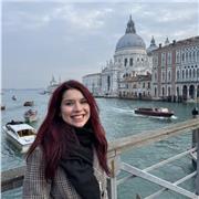 Esperta di insegnamento della lingua italiana come lingua straniera, offro lezioni private personalizzate.